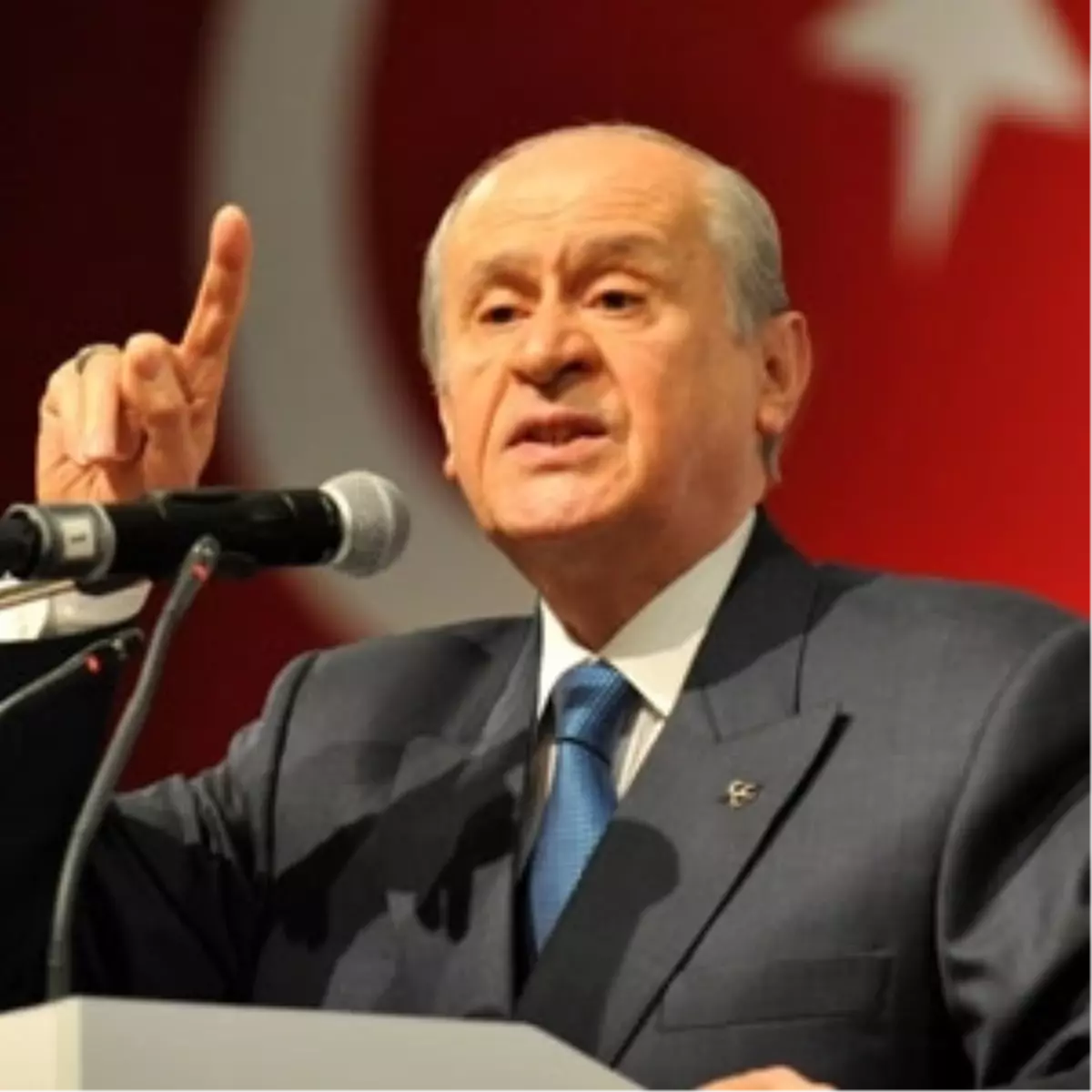 Bahçeli : Başbuğ\'un Bir Saniye Bile Cezaevinde Tutulması Ciddi Sonuçlara Meydan Açacaktır