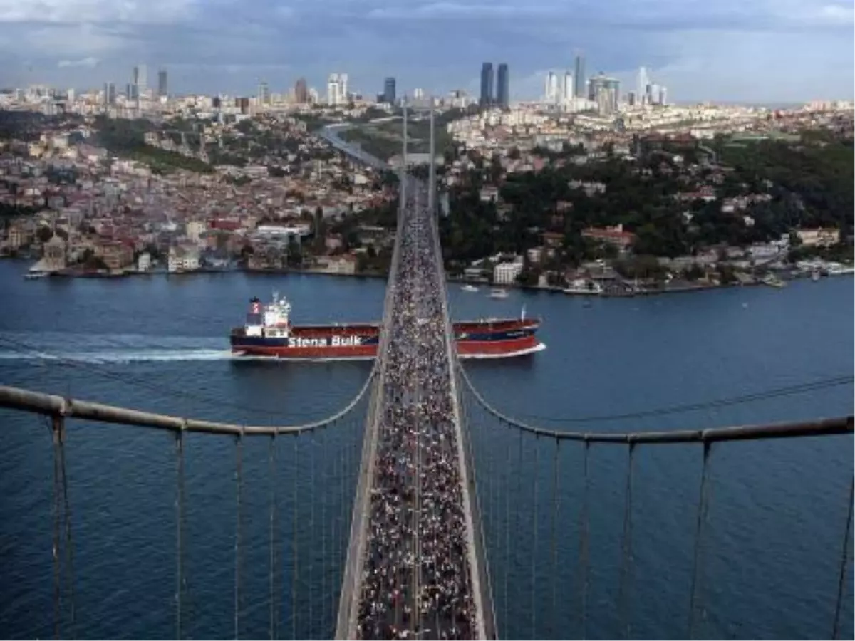 İstanbul Boğazı, Gemi Trafiğine Açıldı