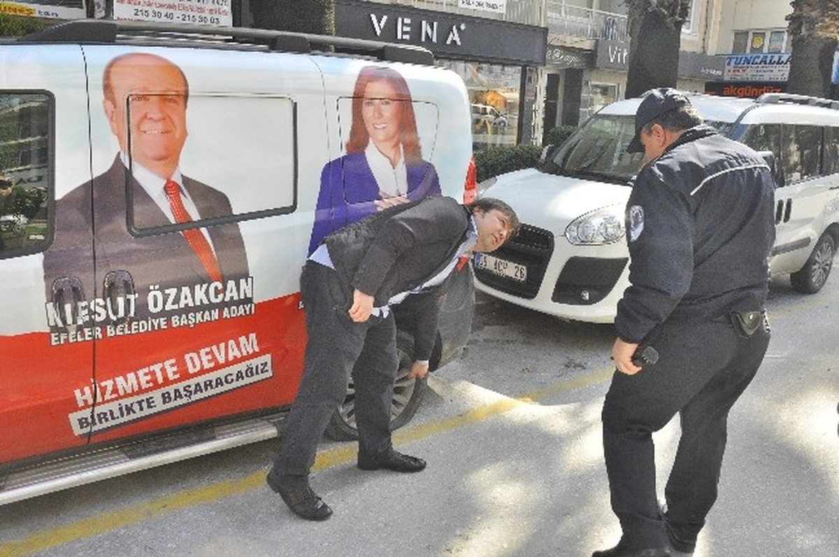 Başkan Çerçioğlu\'na Seçim Aracına Saldırı
