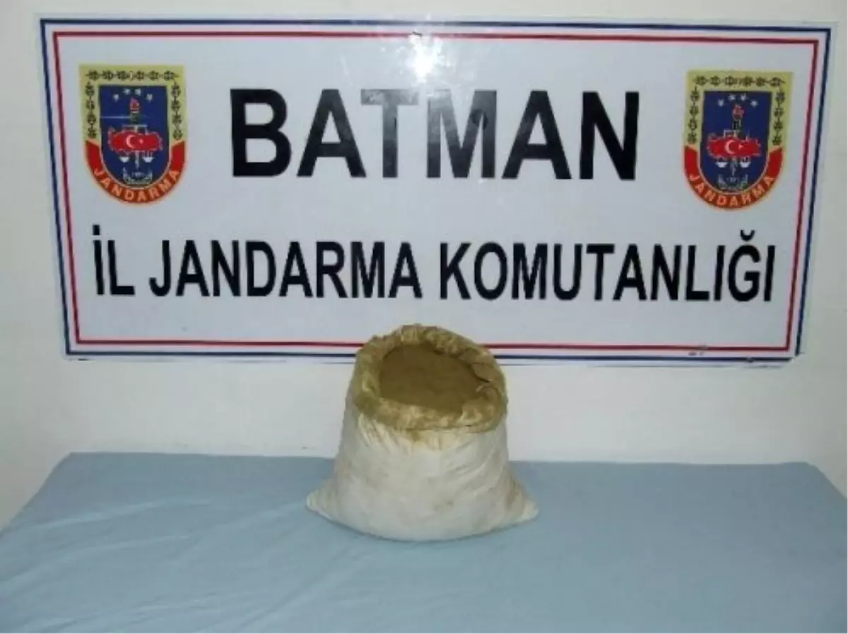 Batman\'da 3 Kilogram Esrar Ele Geçirildi