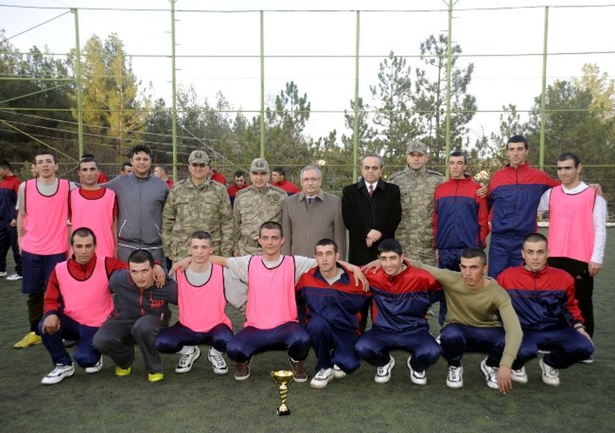 Bilecik 2'inci Jandarma Eğitim Tugay Komutanlığı'nda Fidan Dikimi