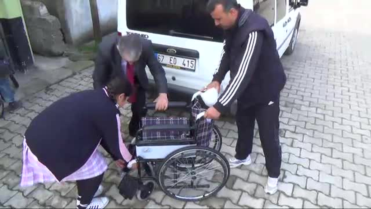 Doğuştan Engelli Havva\'ya Okuldan Yardım Eli