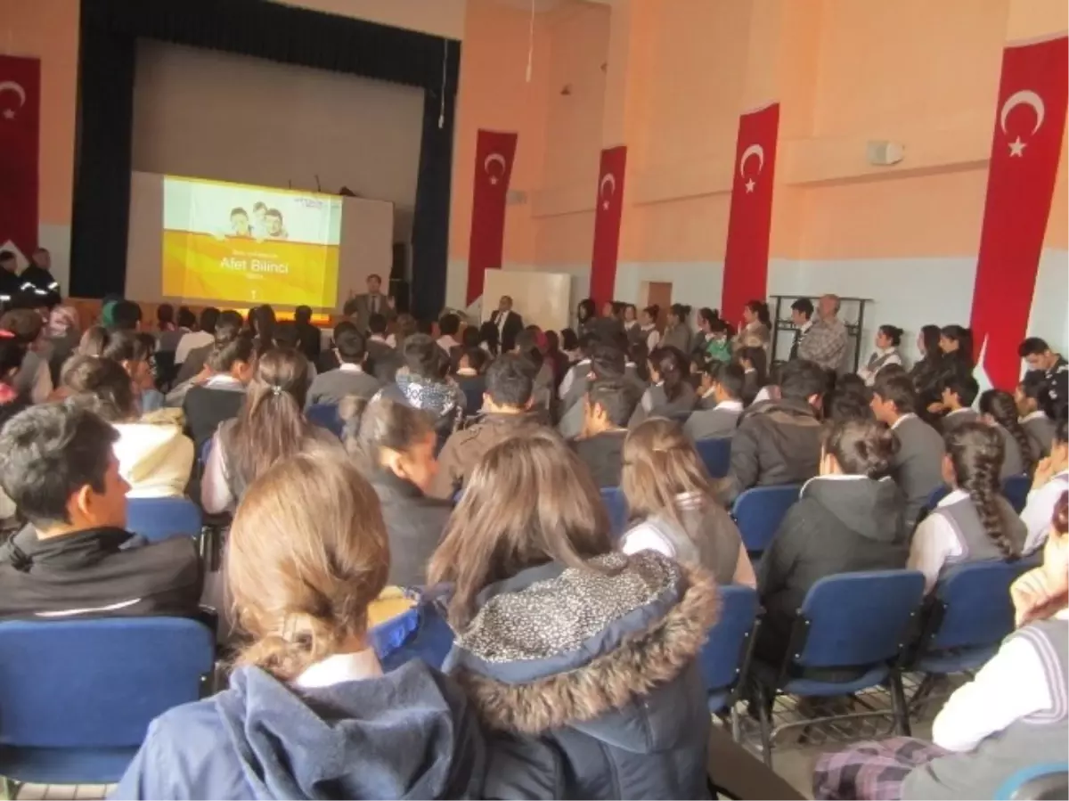 Hakkari\'de Deprem ve Yangın Tatbikatı