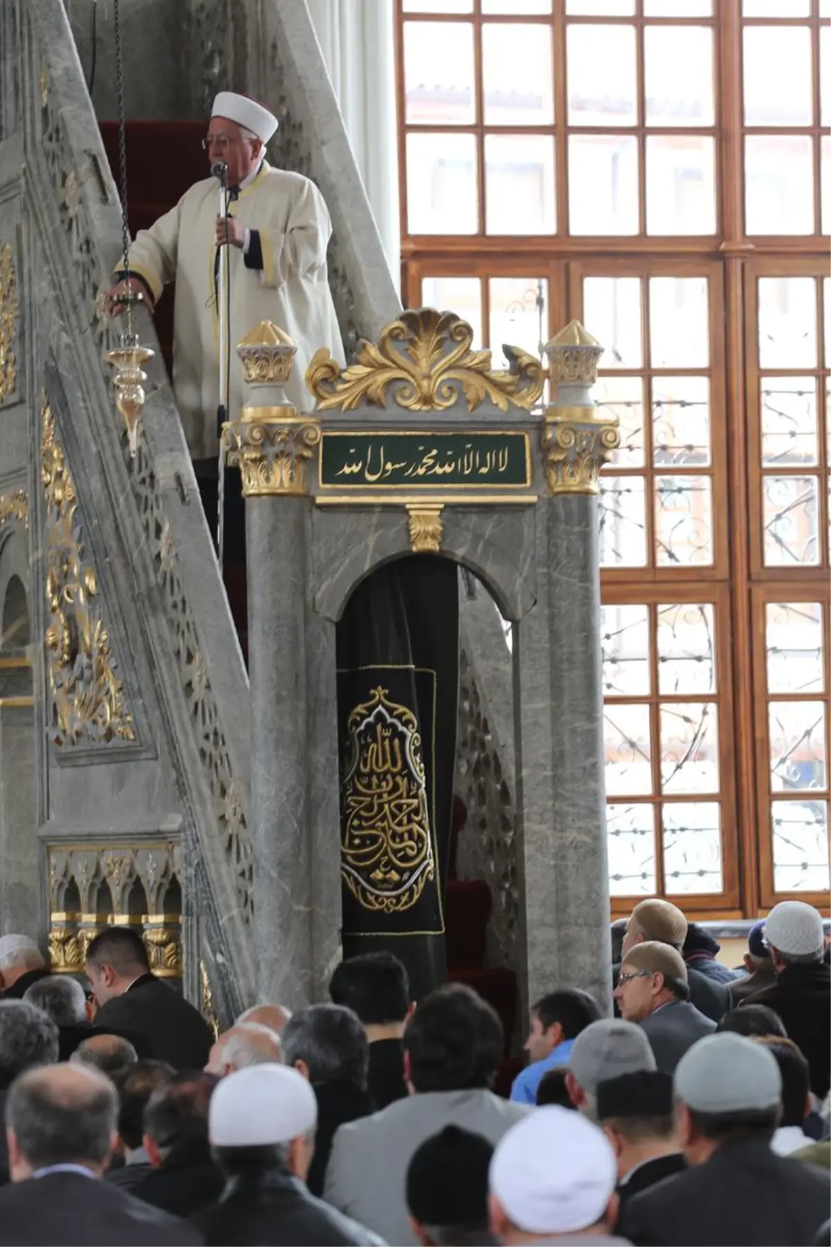 Konya Aziziye Cami Yeniden İbadete Açıldı