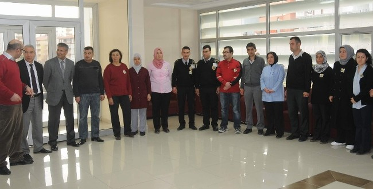 Sağlıkta 2 Bin 200 Personele \'Güler Yüz\' Eğitimi