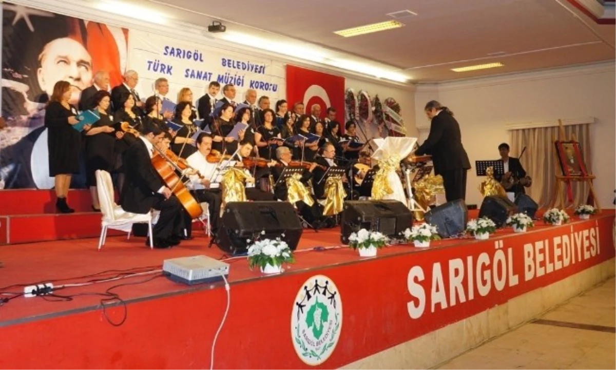 Sarıgöl Belediyesi Tsm Korosu "Şef Necmi Eren" Adına Konser Verdi