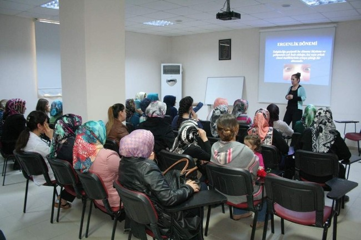 Adem\'de Çocuk Gelişimi Semineri