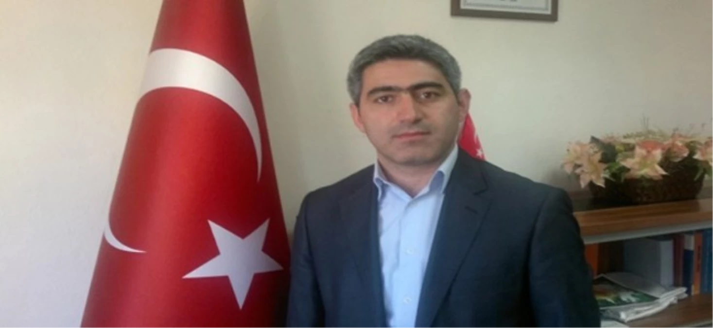 AK Parti Merkez İlçe Başkanı Özgür Turhan;