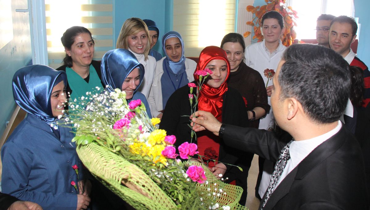 \'8 Mart Dünya Kadınlar Günü"