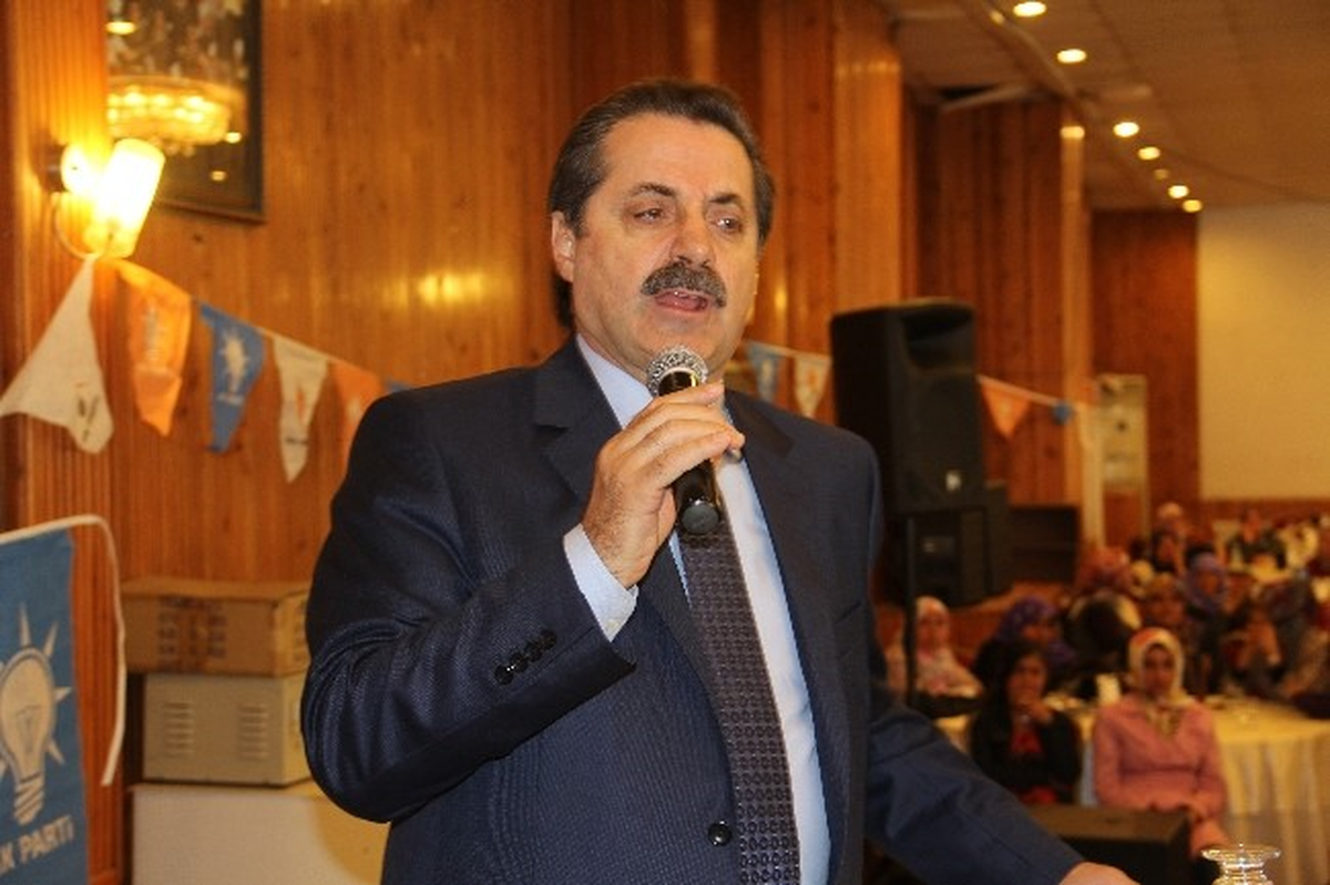Bakan Çelik\'ten Kadınlar Günü Kutlaması