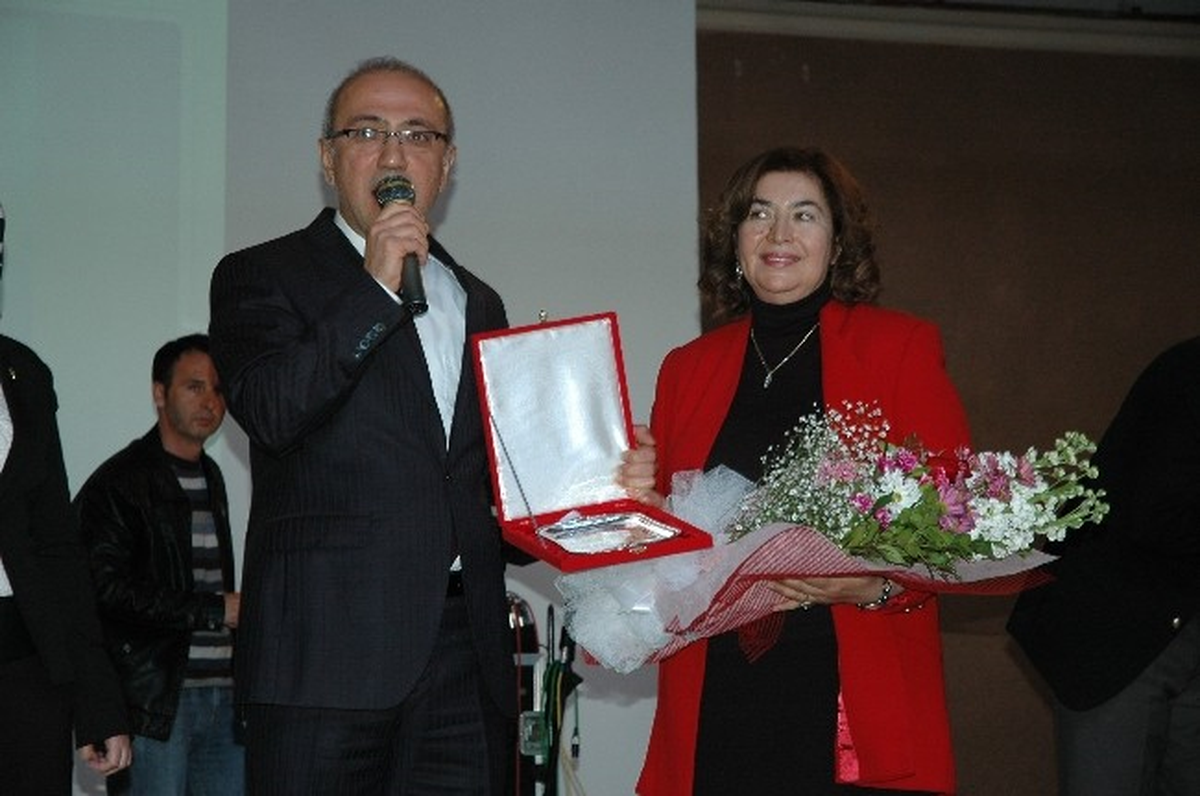 Bakan Elvan, Kadınlar Günü Etkinliğine Katıldı