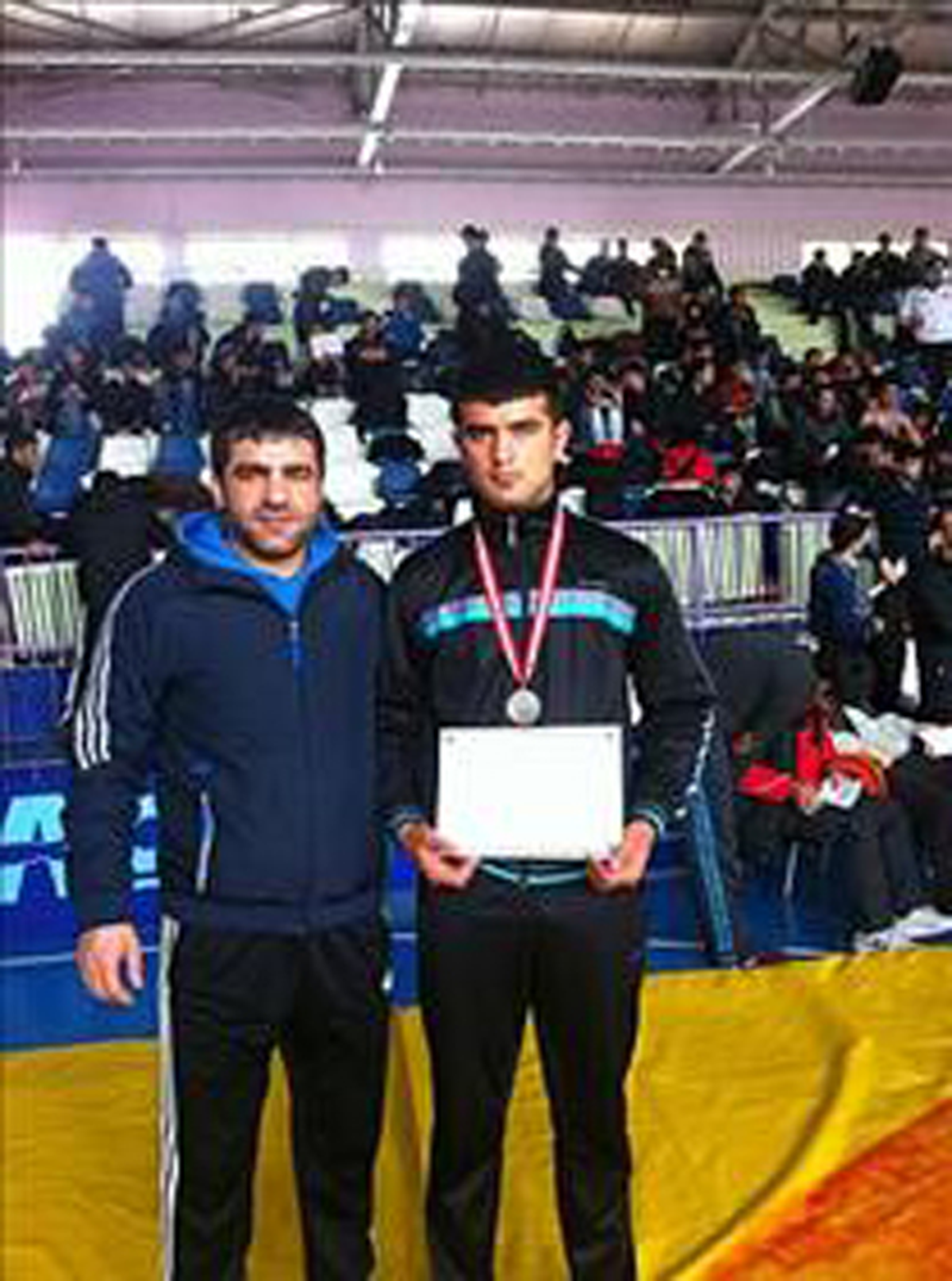 Diyarbakırlı Güreşçiler Bronz Madalyaları Kaptı