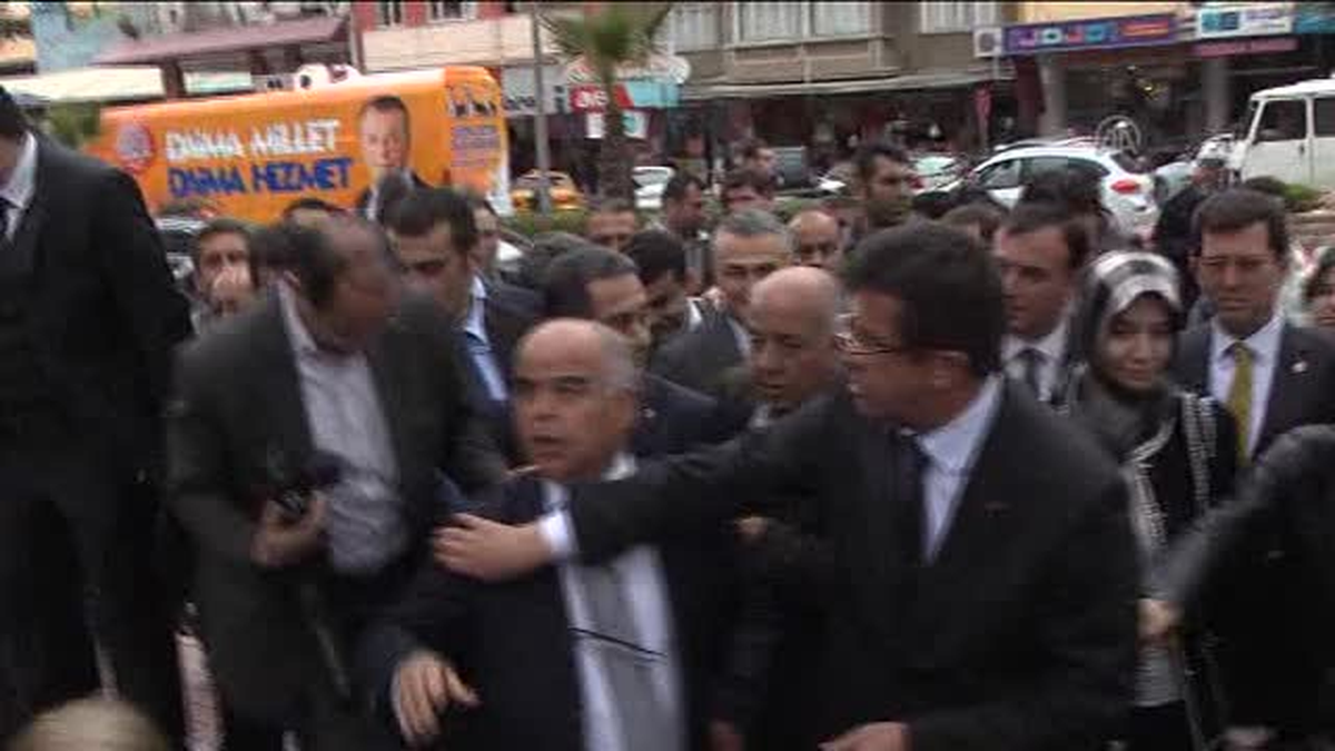 Ekonomi Bakanı Zeybekci Aydın\'da