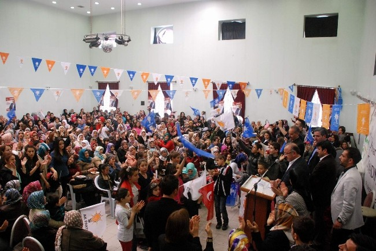 Gürünlü Ak Kadınlar, Kadınlar Gününü Kutladı