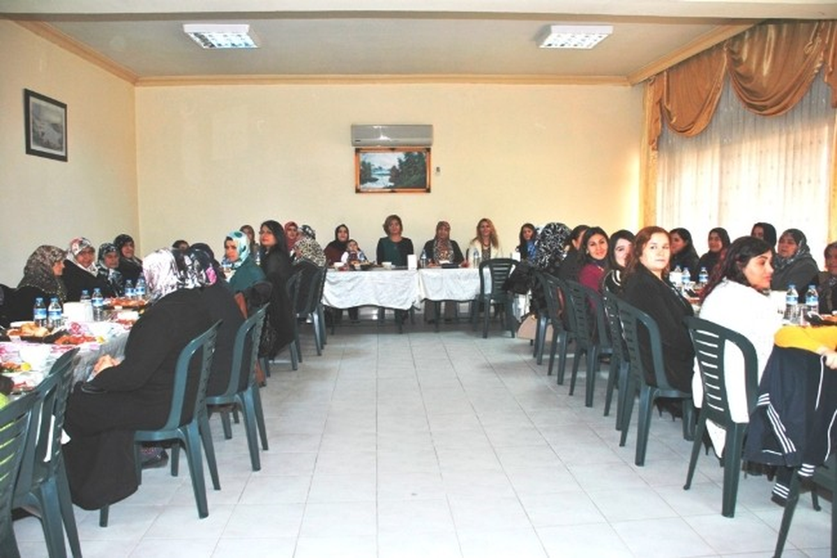 Jandarma Kadınlar Günü\'nü Unutmadı