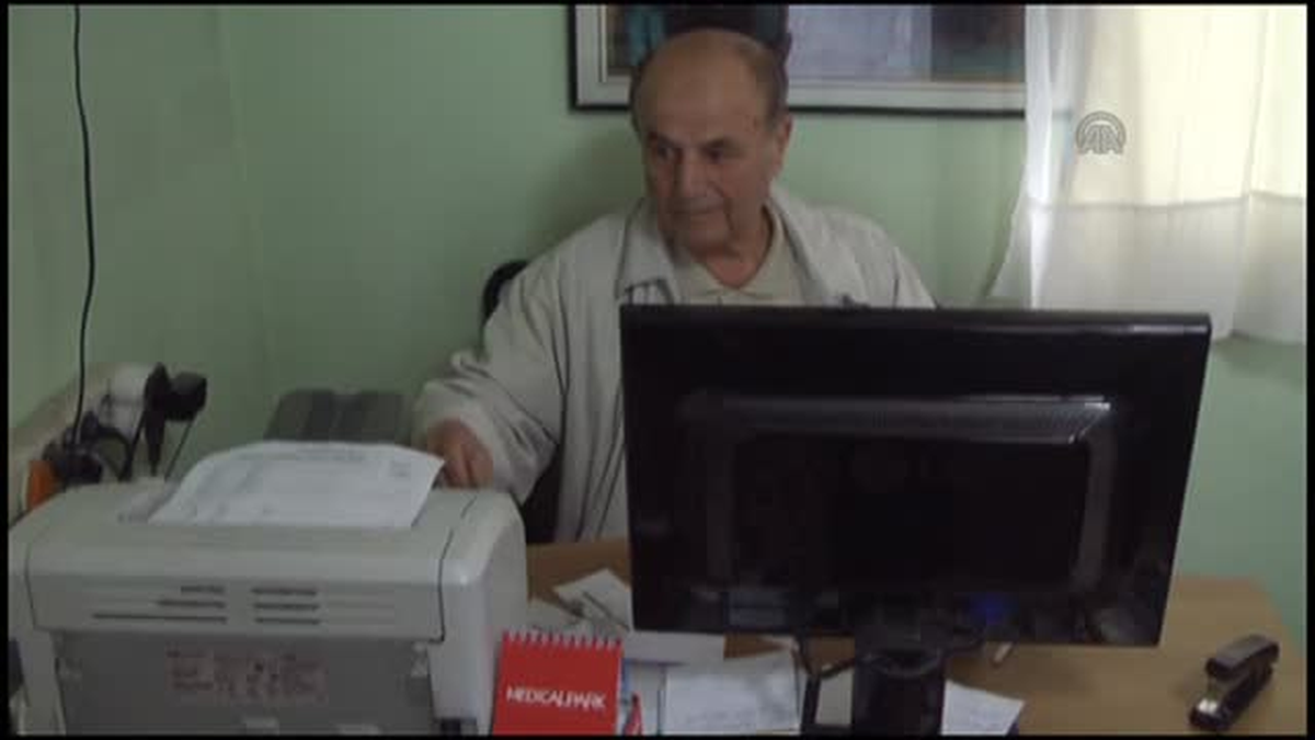 Muhtara kızıp aday oldu, 37 yıldır görevinin başında -