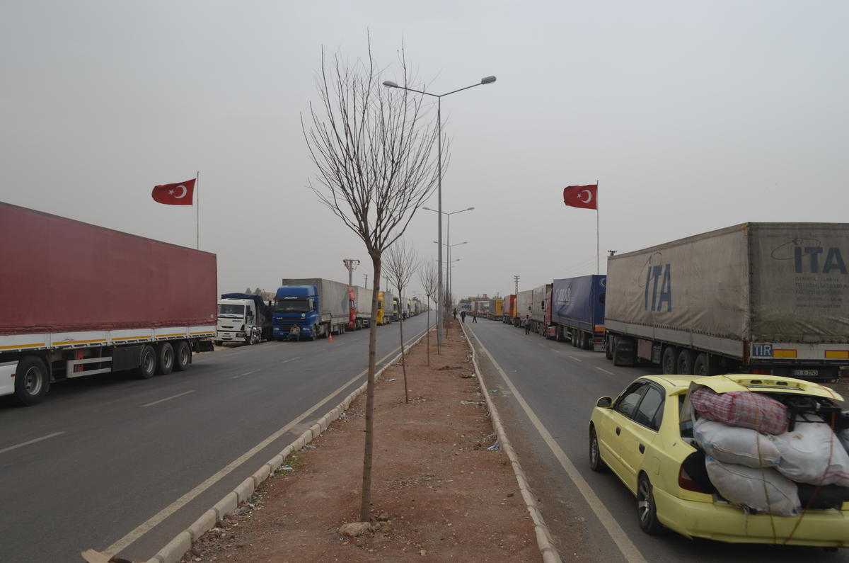 Öncüpınar Sınır Kapısında Yoğunluk