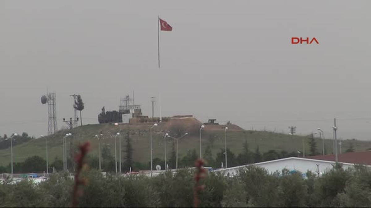 Suriye Sınırında Hava Hareketliliği