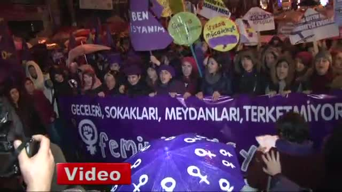 Taksim\'de 8 Mart Kadınlar Günü\'nü Eylemi