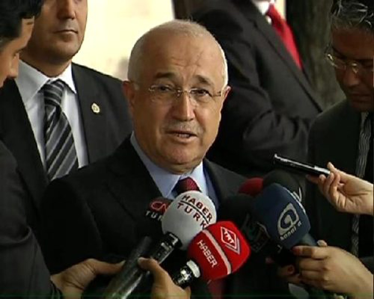 TBMM Başkanı Çiçek: Kadına Karşı Şiddet Gibi Sorunların Çözülmesi Öncelikli Hedeflerimiz Olmalıdır