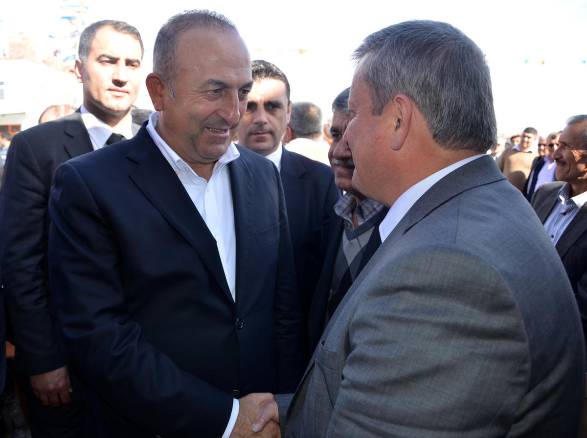 AB Bakanı ve Başmüzakereci Çavuşoğlu, Antalya\'da