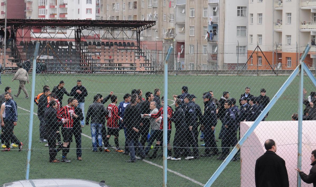 Amatör Küme Maçı Sonrası Kavga Çıktı