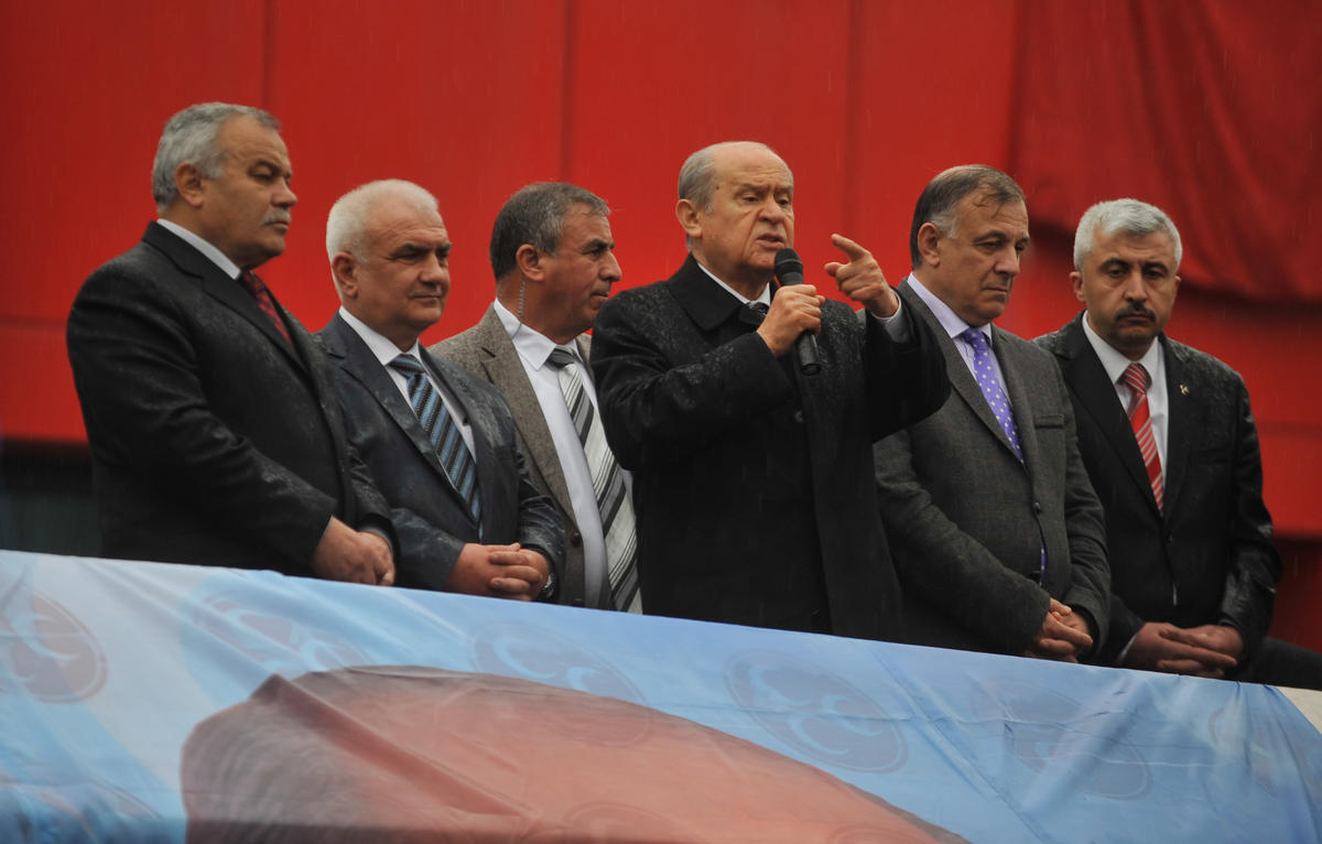 Bahçeli\'den Erdoğan\'a: Sen Kime Meydan Okuyorsun