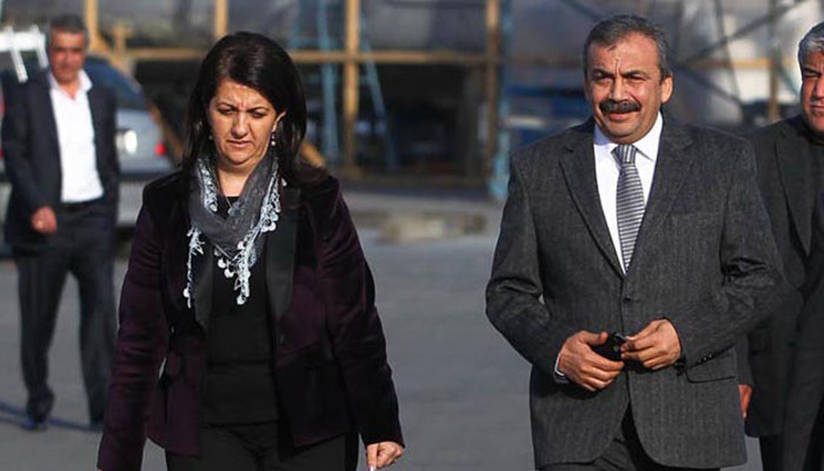 BDP ve HDP\'li 3 Milletvekili İmralı\'ya Gitti