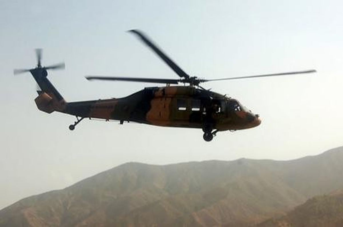 Cezayir\'de Askeri Helikopter Düştü