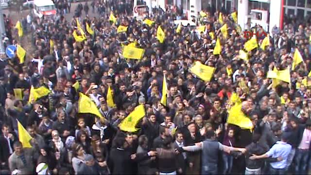 Demirtaş Bilal Erdoğan\'ın Götürdüğü Paralar Ardahan\'ın 45 Yıllık Yatırım Parasıdır