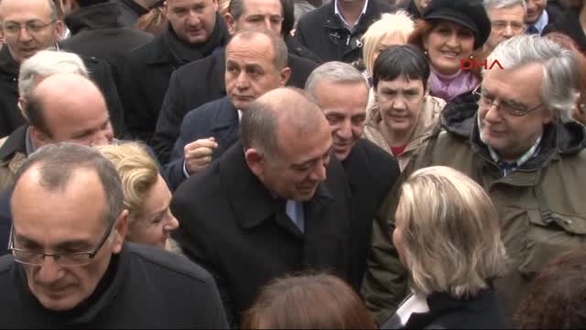 Gürsel Tekin Seçim İrtibat Bürosu Açtı