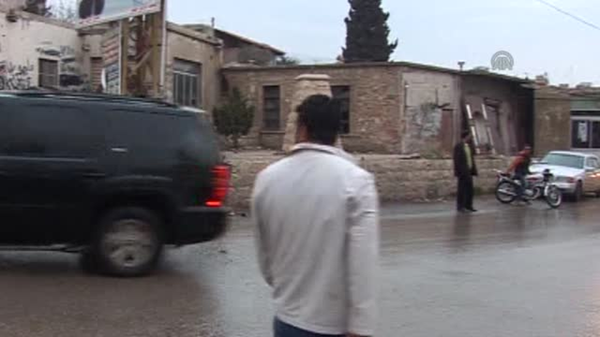 Lübnan heyeti Malula beldesinde kaçırılan rahibeler için Suriye\'ye gitti -