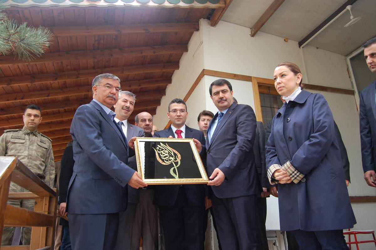 Milli Savunma Bakanı Yılmaz, Malatya\'da