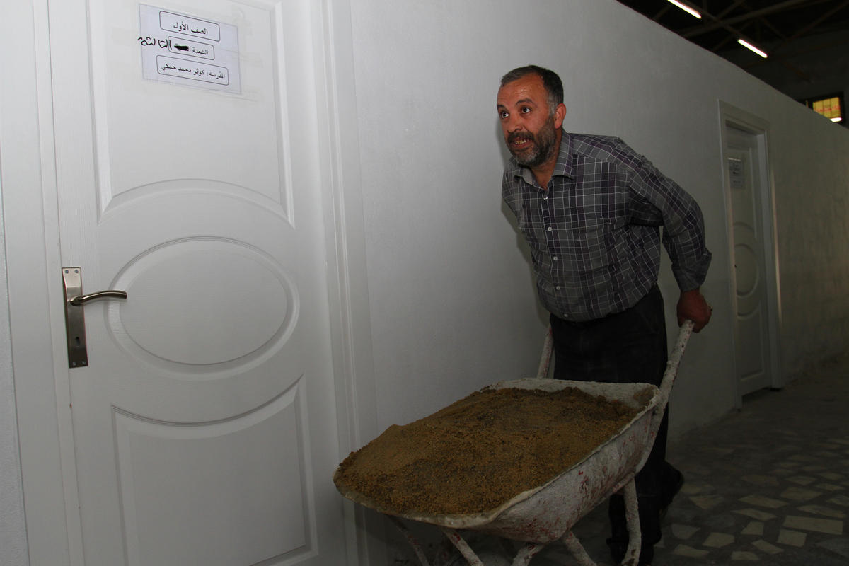 Savaşın Çocukları" İçin Depo Okula Dönüştürüldü