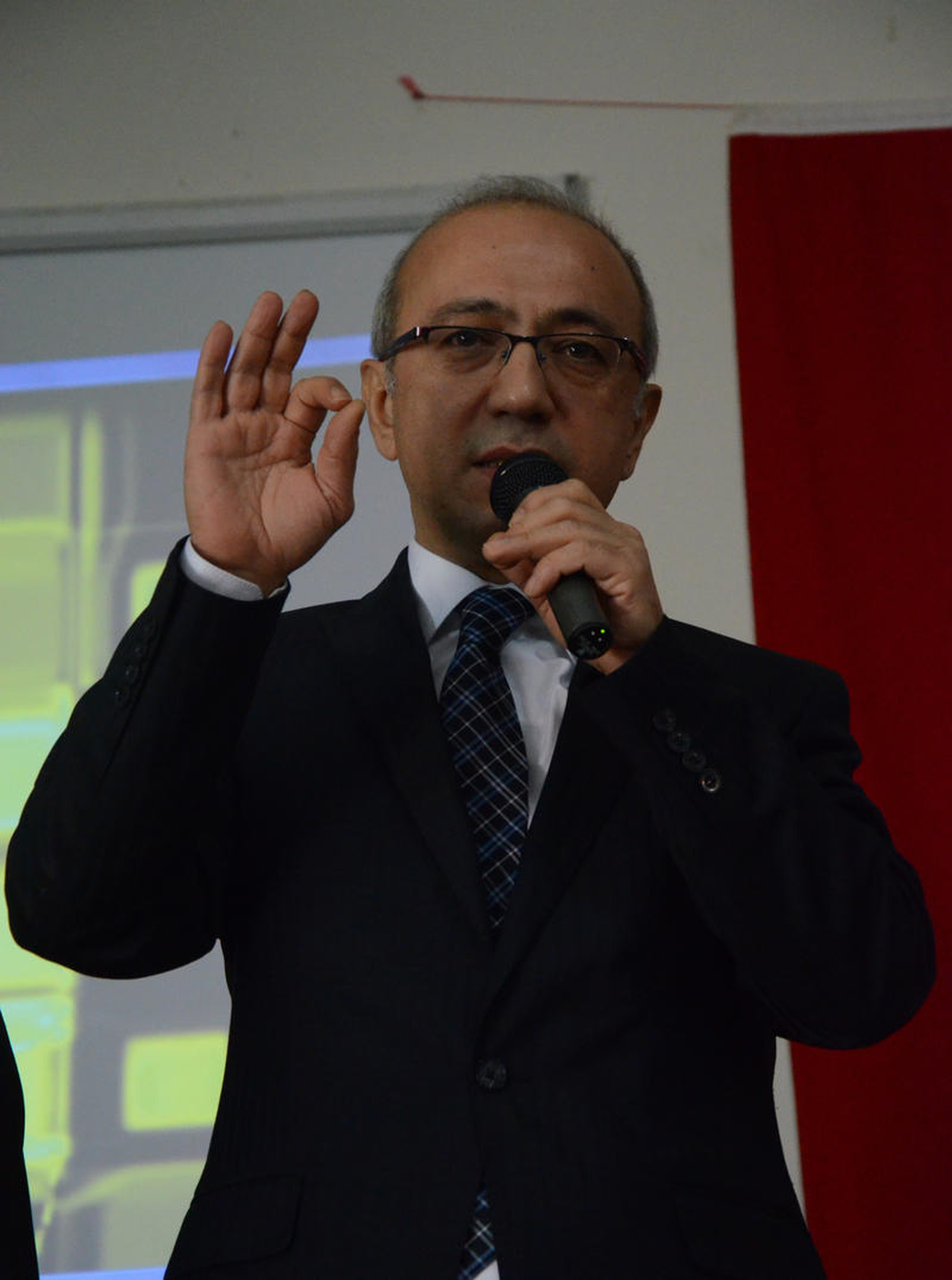 Ulaştırma, Denizcilik ve Haberleşme Bakanı Elvan, Karaman\'da