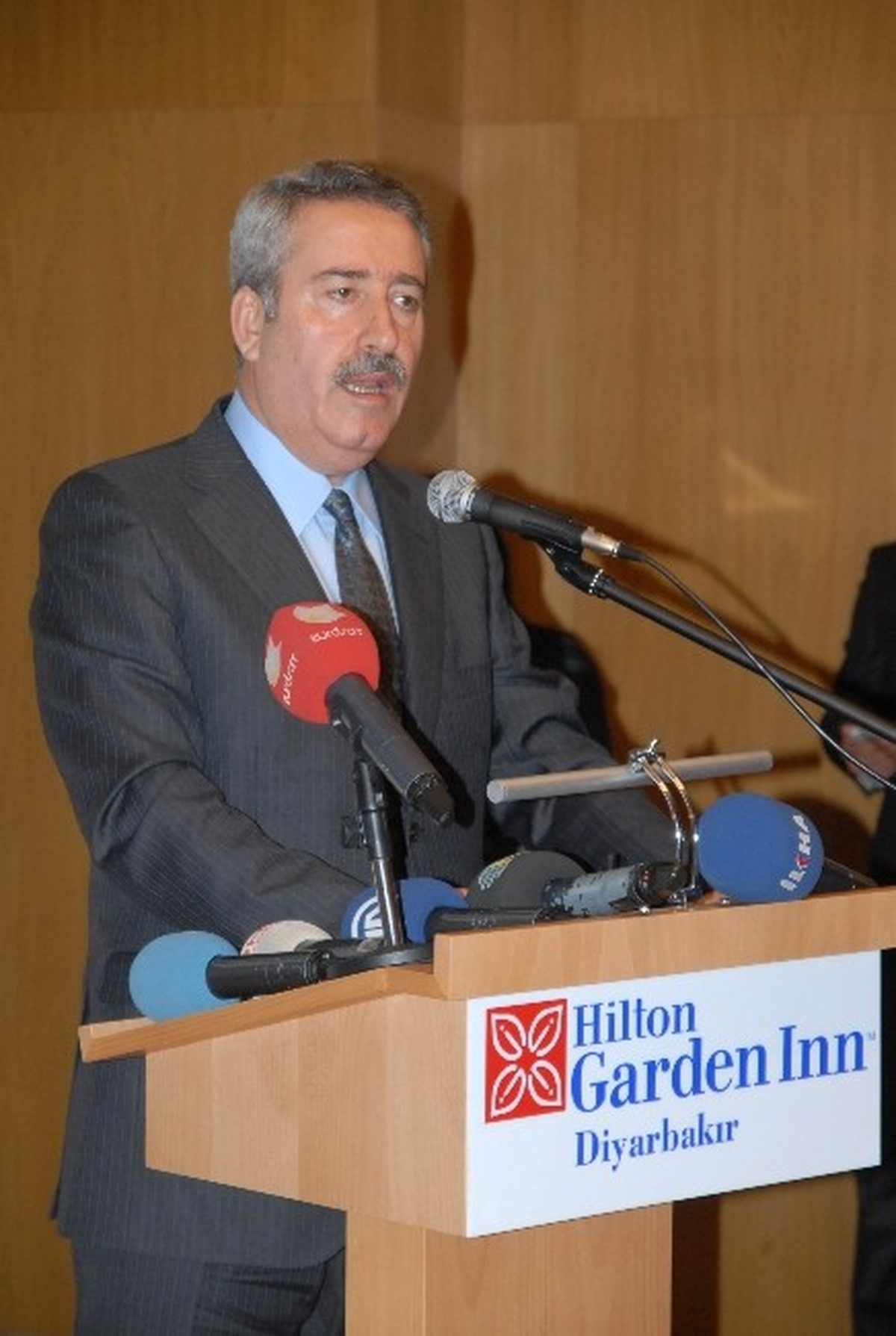 Unesco\'ya Adaylık Sürecinde Diyarbakır Surları ve Turizmi Paneli