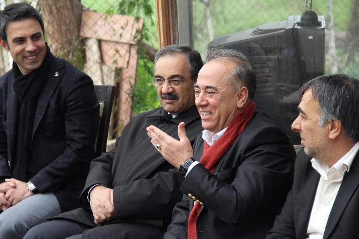 AK Parti Adayı Özcan: "Balçova\'nın Sorunları Tek Tek Çözülecek"