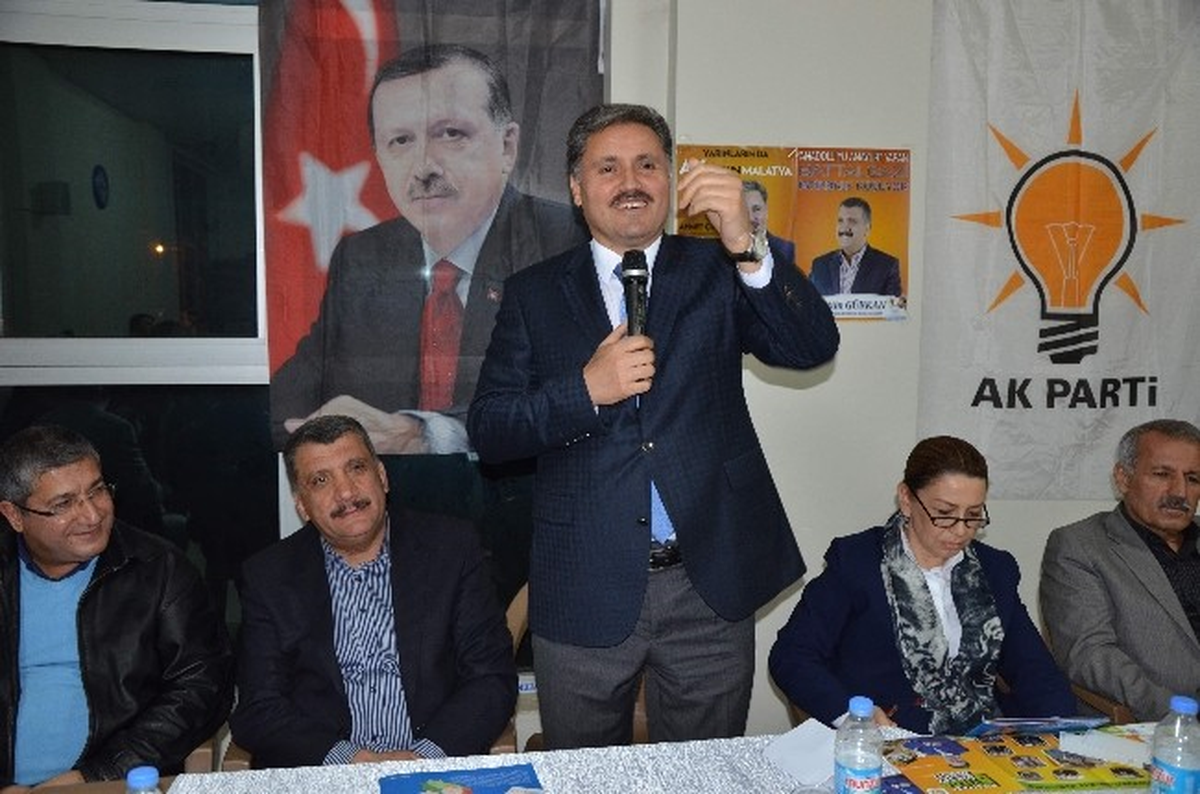 AK Parti Heyeti 2 Mahallede Seçim Çalışması Yaptı