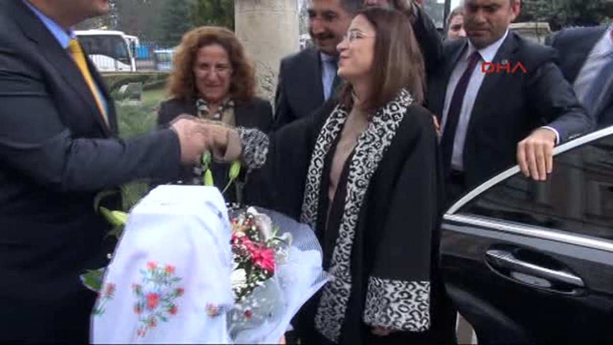 Ayşenur İslam: Konuk Evlerinde Kalan Kadınların Oy Verebilmeleri İçin Çalışma Yapıyoruz