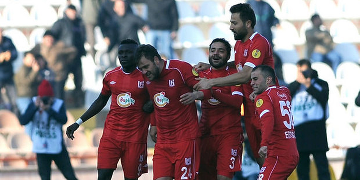 Balıkesirspor Seçime Malzeme