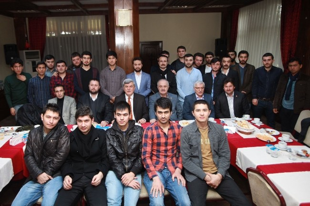 Başkan Karaosmanoğlu Yesevi Ocağı Yönetimiyle Bir Araya Geldi