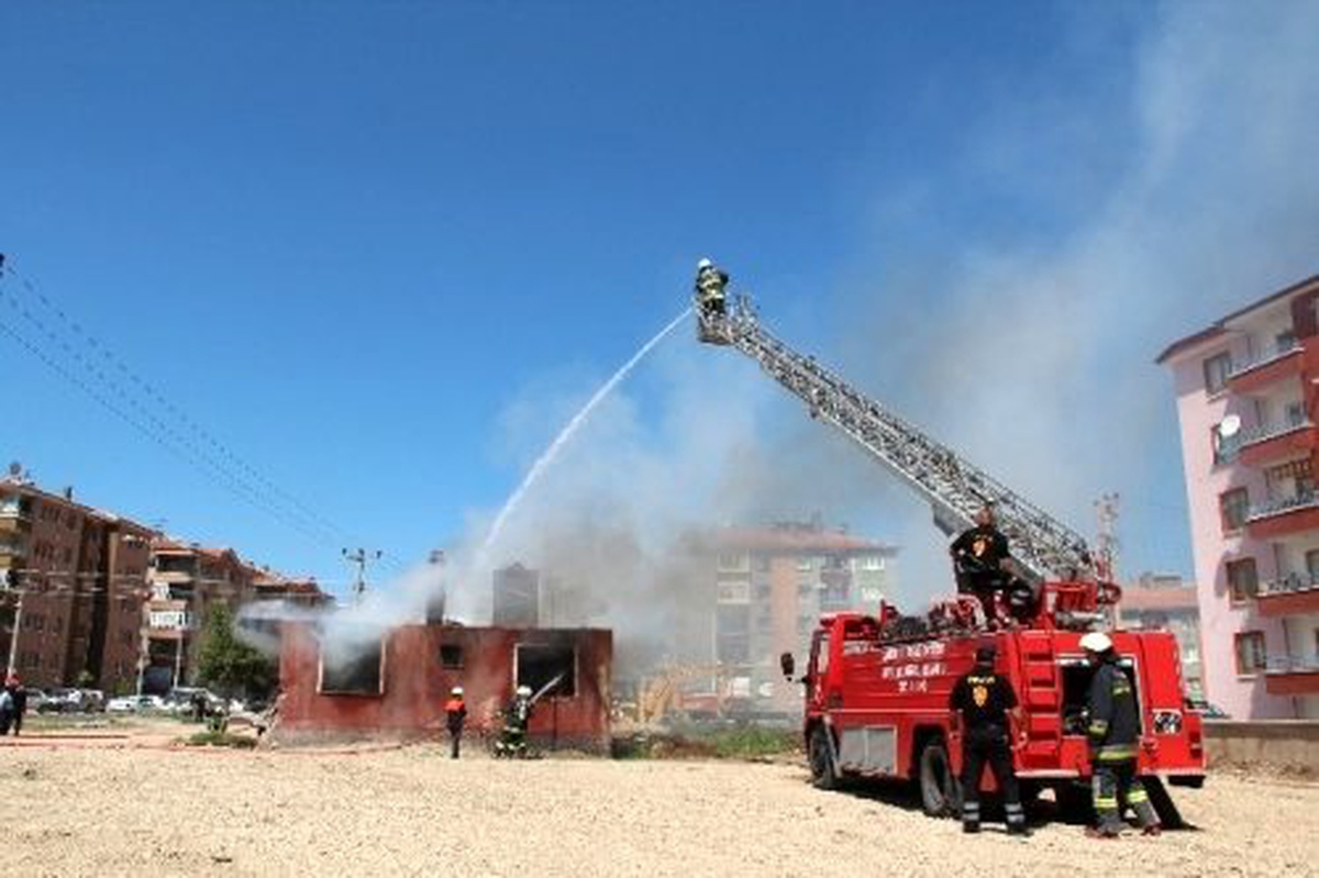 Çankırı İtfaiyesi 394 Yangına Müdahale Etti