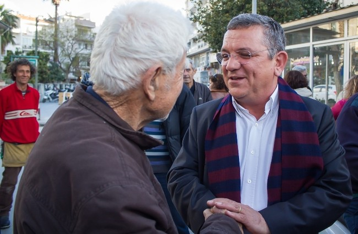 CHP\'nin Kuşadası Adayı Kayalı, Sıkılmadık El Bırakmadı