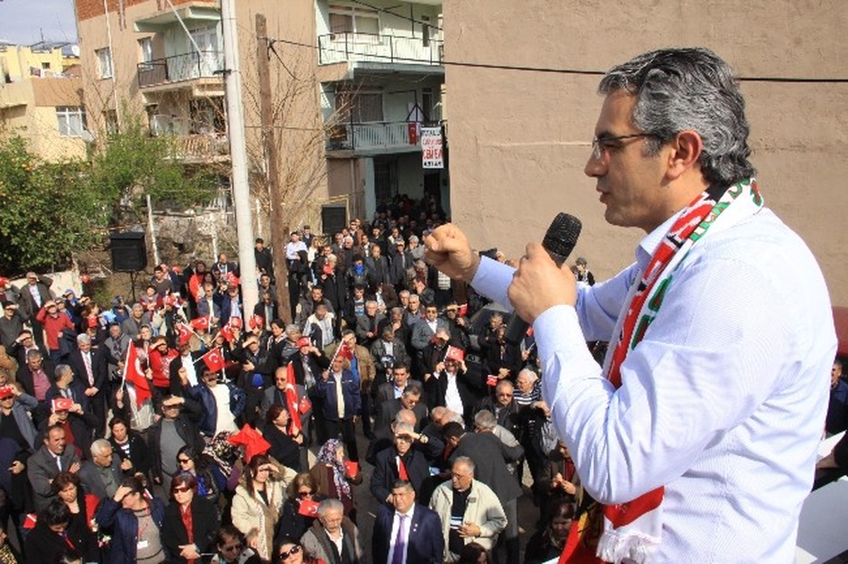 Chpli Akpınar\'a Karşıyaka\'da Destek Yağıyor