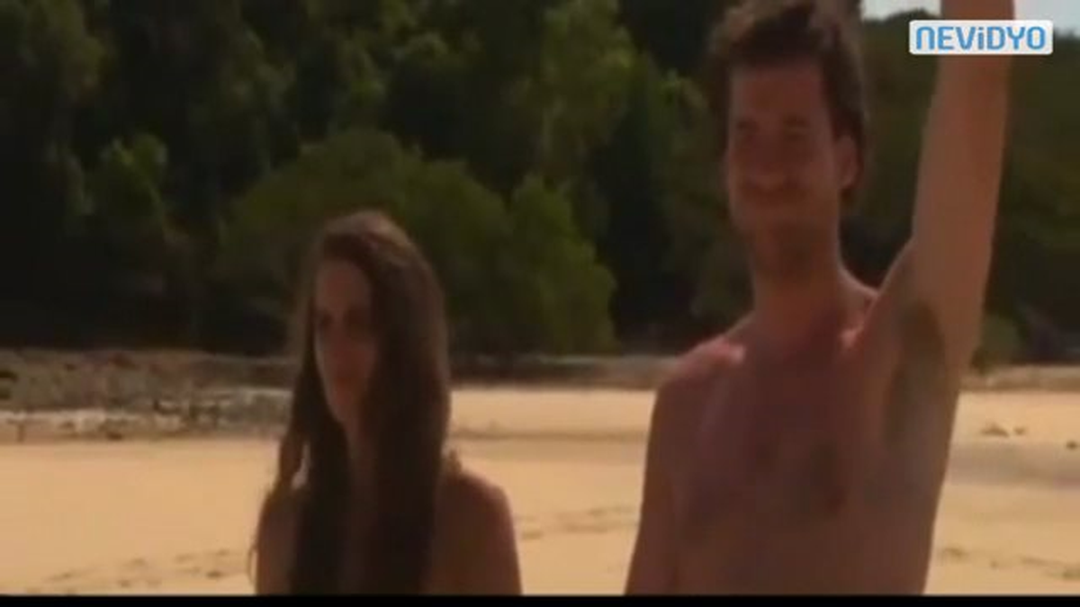 Çırılçıplak Yarıştılar!