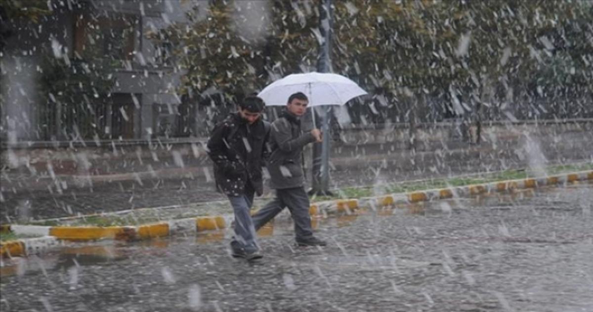 Edirne\'de Kar Yağışı Başladı