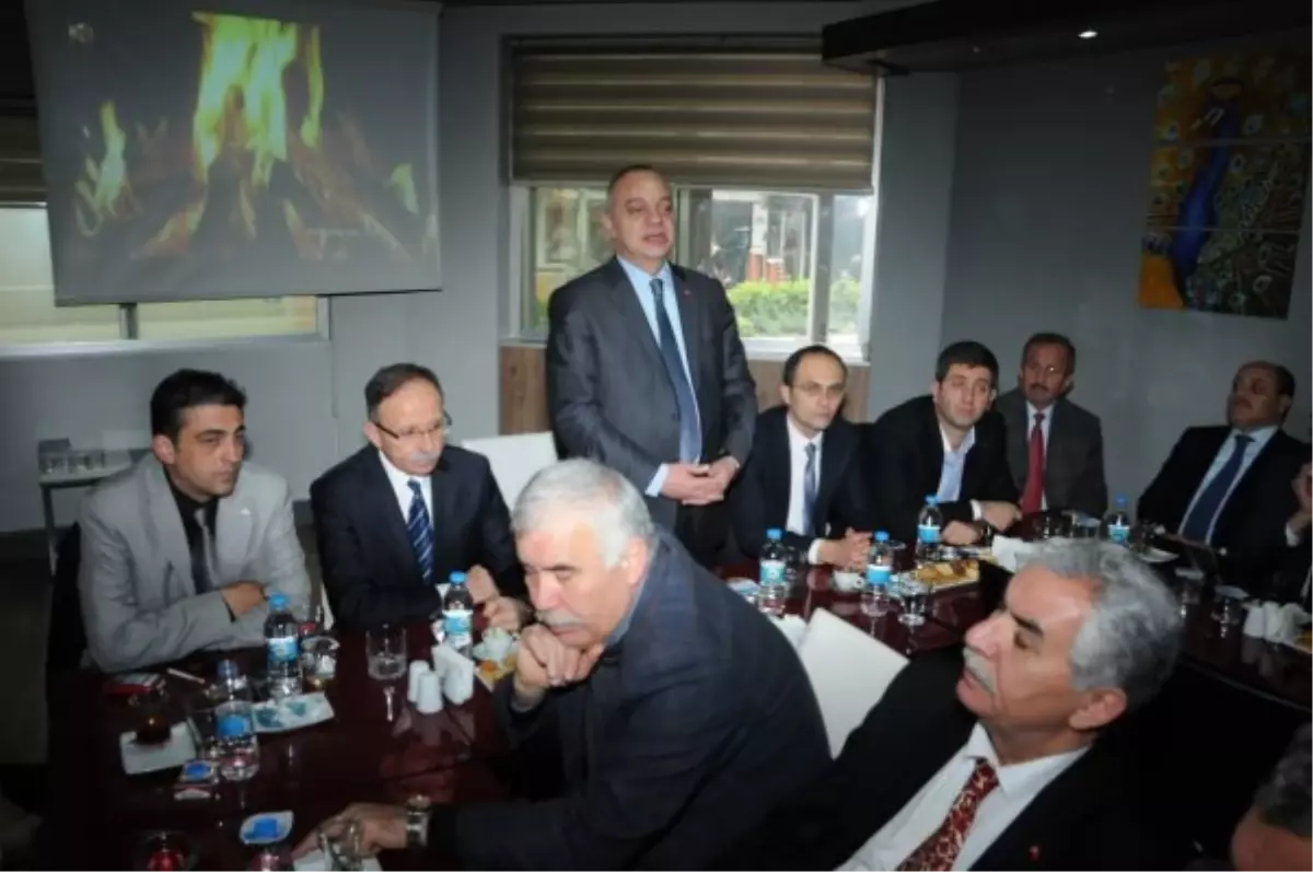 Ergün Meclis Üyesi Adaylarıyla Buluştu