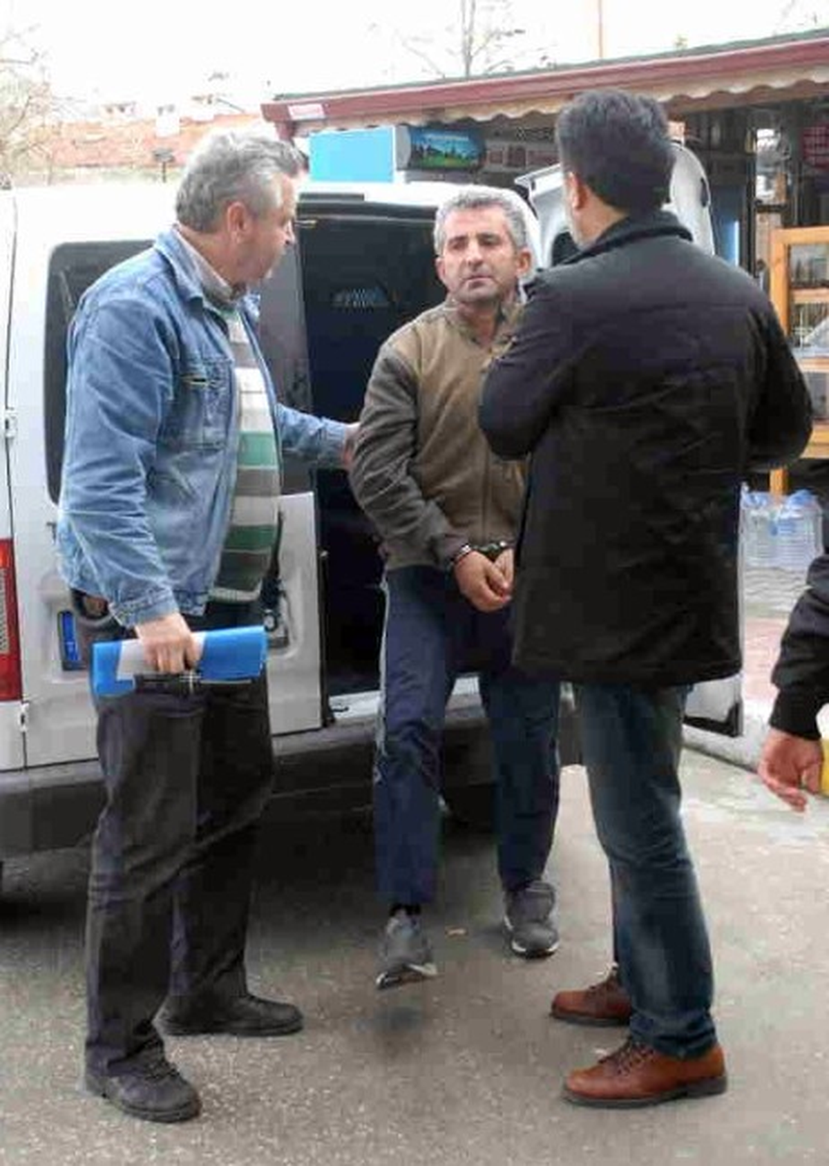 Eşi ve Çocuğunu Öldüren Katil Zanlısı Baba Tutuklandı
