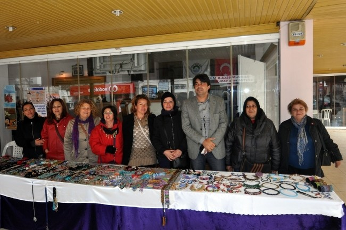 Foça\'da Kadının Adı Var