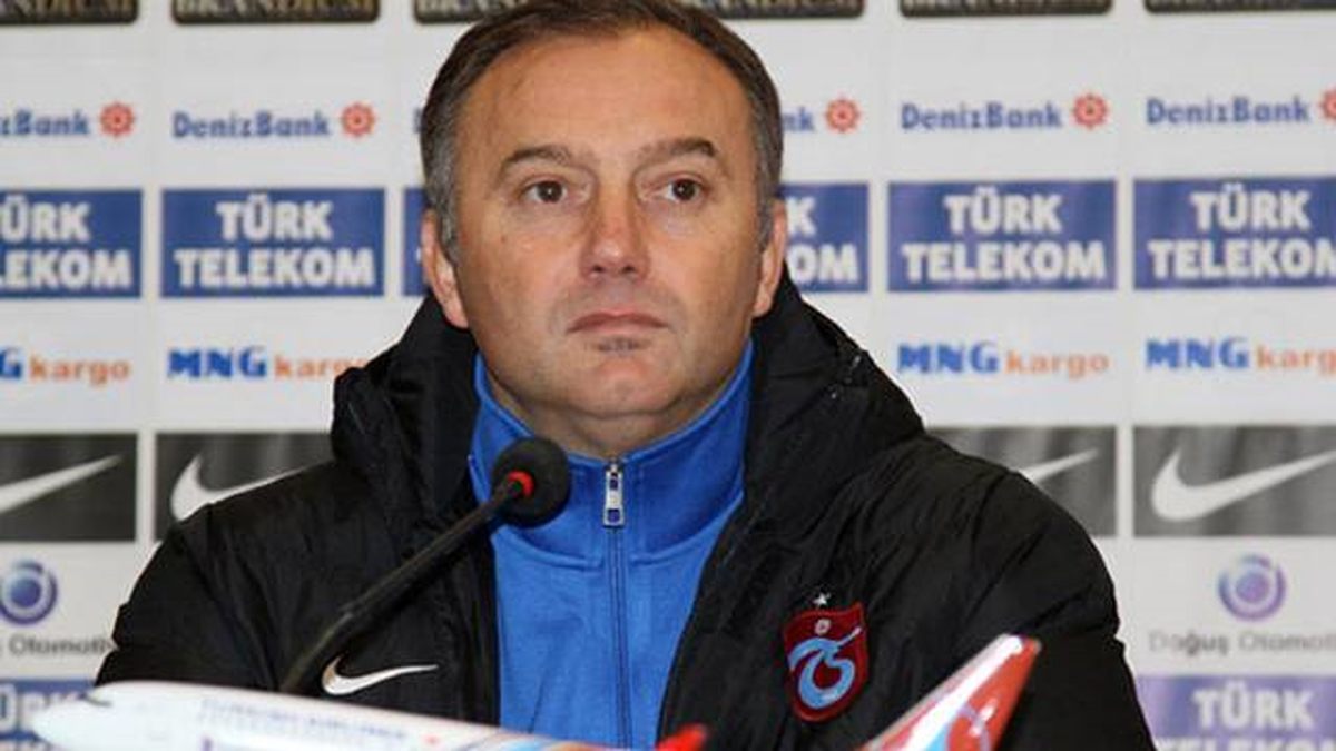 Hami Mandıralı 3 Futbolcuyu Kadroya Almadı